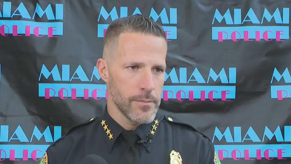 Miami Police's Edwin Lopez says becoming the city's newest Police Chief fulfills a "childhood dream" — CBS Miami, Pembroke Pines Schools news