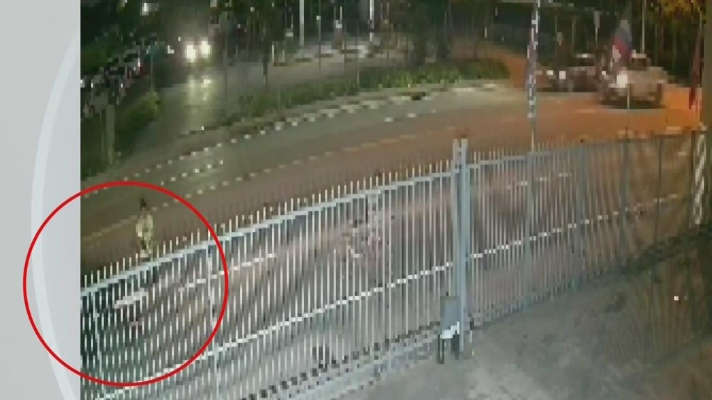 Miami police continue search for driver who hit man crossing street with scooter — CBS Miami, Pembroke Pines Community news