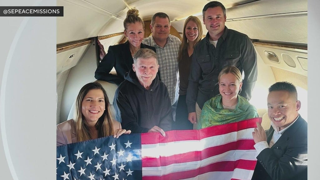 American freed after more than 4 years in Russian prison arrives in Texas — CBS Miami, Pembroke Pines Community news