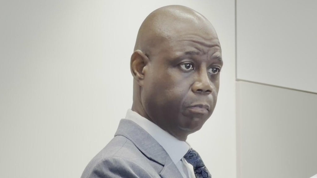 North Miami mayor disqualified from race, leaving opponent as only person on ballot — CBS Miami, Pembroke Pines Government news