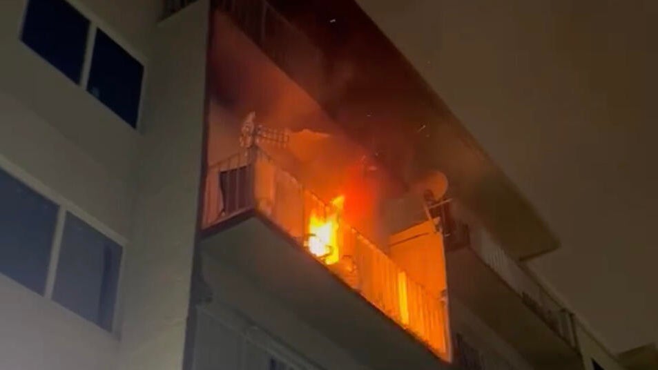 Miami apartment fire displaces 15 residents, two transported with smoke inhalation, officials say — Pembroke Pines Health news