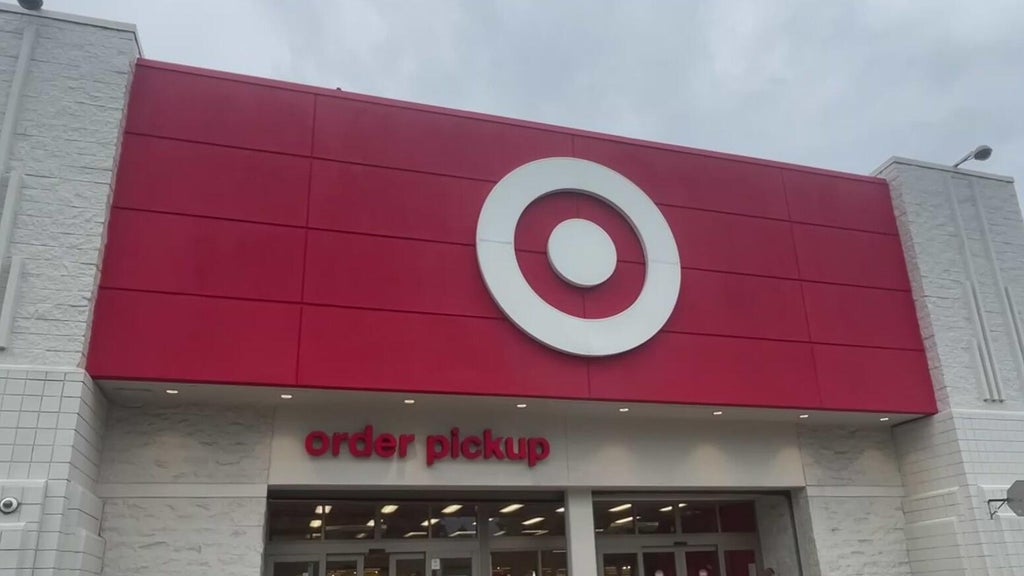 Target responds after shopper attacked in alleged anti-Semitic incident at Miami store — CBS Miami, Pembroke Pines Business news