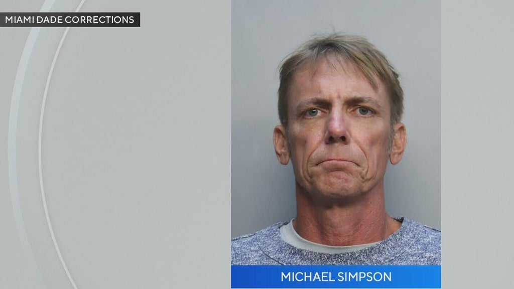 Miami-Dade man facing attempted murder charges after diving incident during lobster mini-season — CBS Miami, Pembroke Pines Sports news