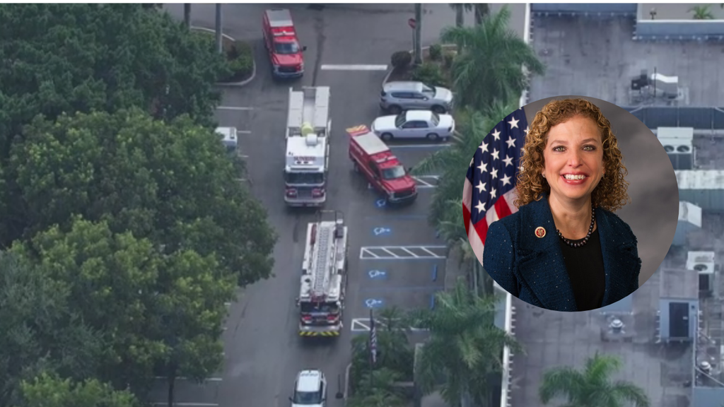 Suspicious envelope reported at Congresswoman Debbie Wasserman Schultz's Sunrise office, police say — CBS Miami, Pembroke Pines Community news