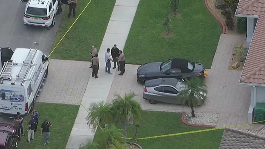 Man dead, woman hospitalized after domestic shooting in southwest Miami-Dade neighborhood, deputies say — CBS Miami, Pembroke Pines Health news