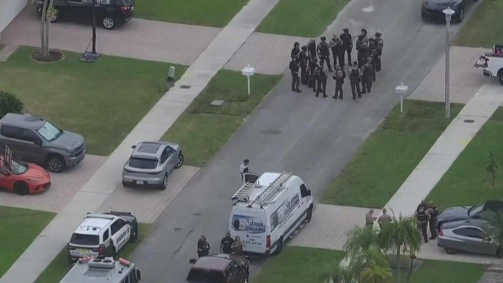 Man shot woman and fatally turned the gun on himself at SW Miami-Dade home, deputies say — CBS Miami, Pembroke Pines Community news
