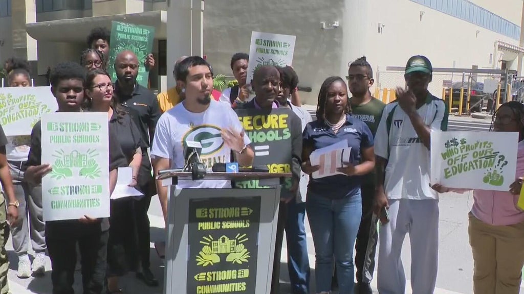 Miami-Dade Public Schools votes for closures of 9 schools — CBS Miami, Pembroke Pines Schools news