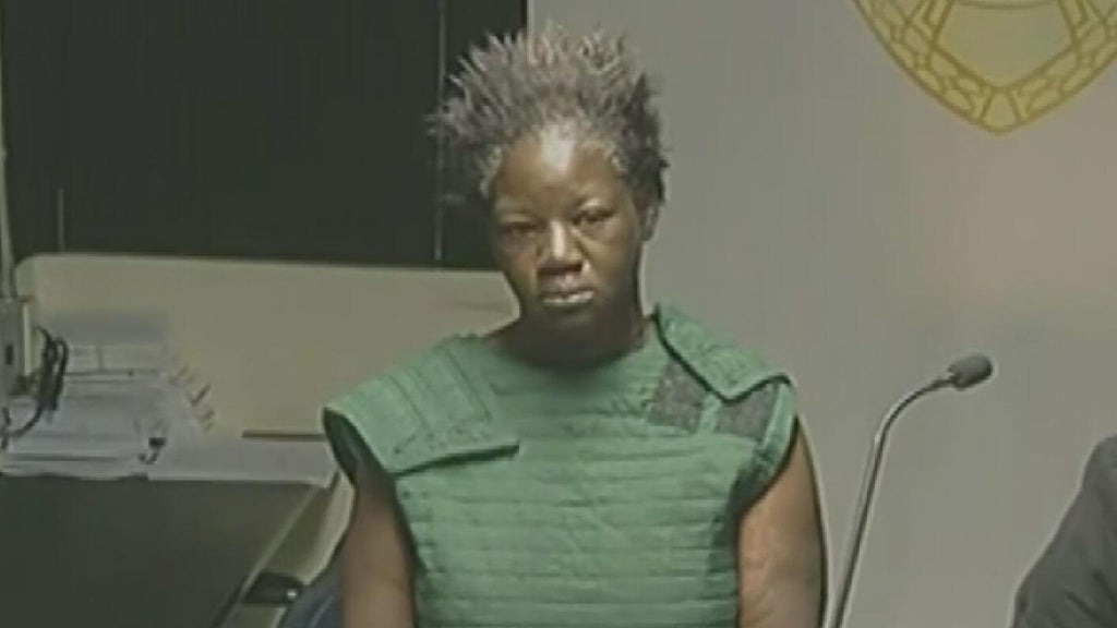 Woman not given bond after being accused of setting a man on fire in northwest Miami-Dade — CBS Miami, Pembroke Pines Community news