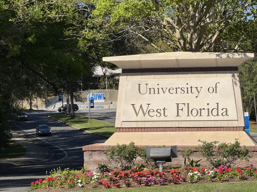 University of West Florida orders dorms evacuated on less than a day’s notice — Florida Phoenix, Pembroke Pines Schools news